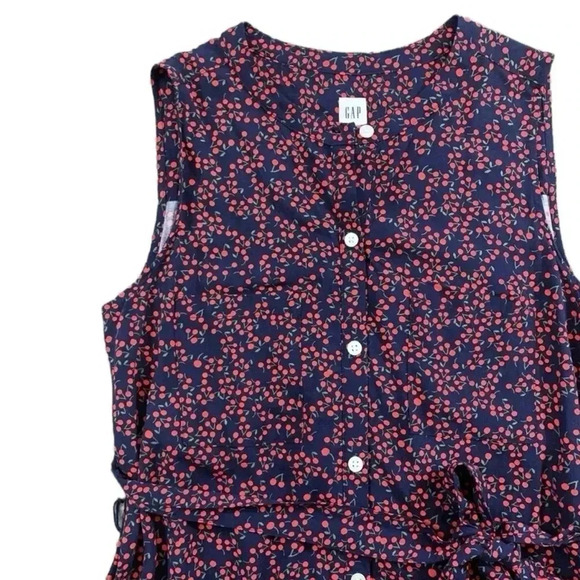 GAP Dresses & Skirts - GAP Sleeveless Cherry Shirt Dress